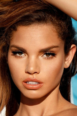 Yoli Lara